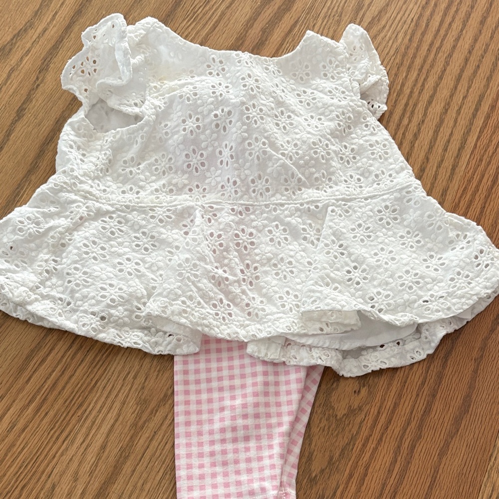 White Eyelet Top with Pink Gingham Leggings